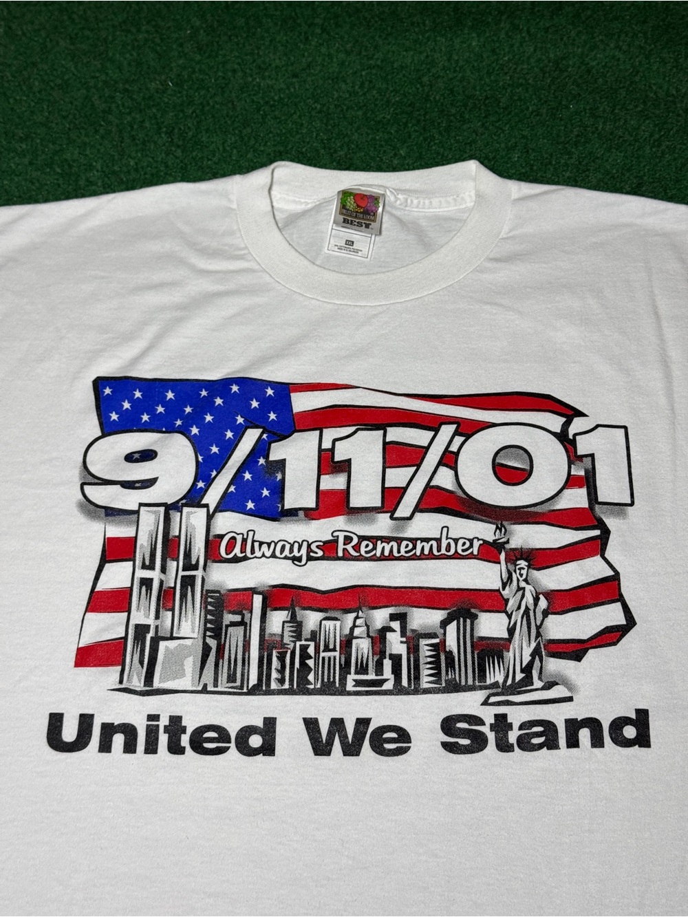 Vintage Y2K September 11th T-shirt, 9/11 Osama Bin Laden America Terrorist (XL)